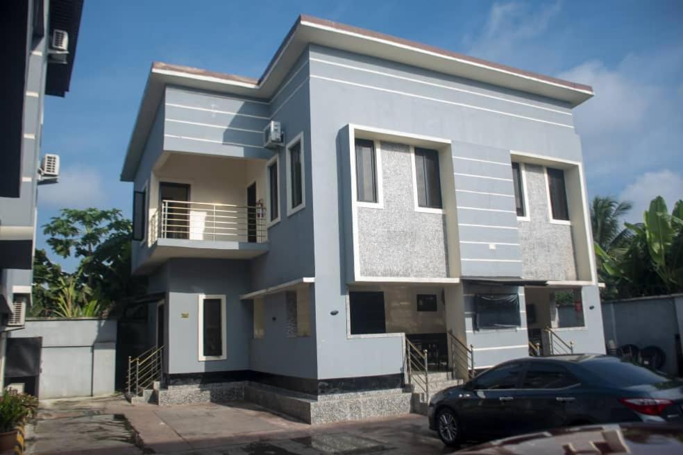 Kay Luxury Suites Uyo 外观 照片